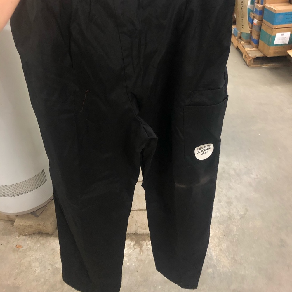 Bobbie Brooks Black Scrub Pants